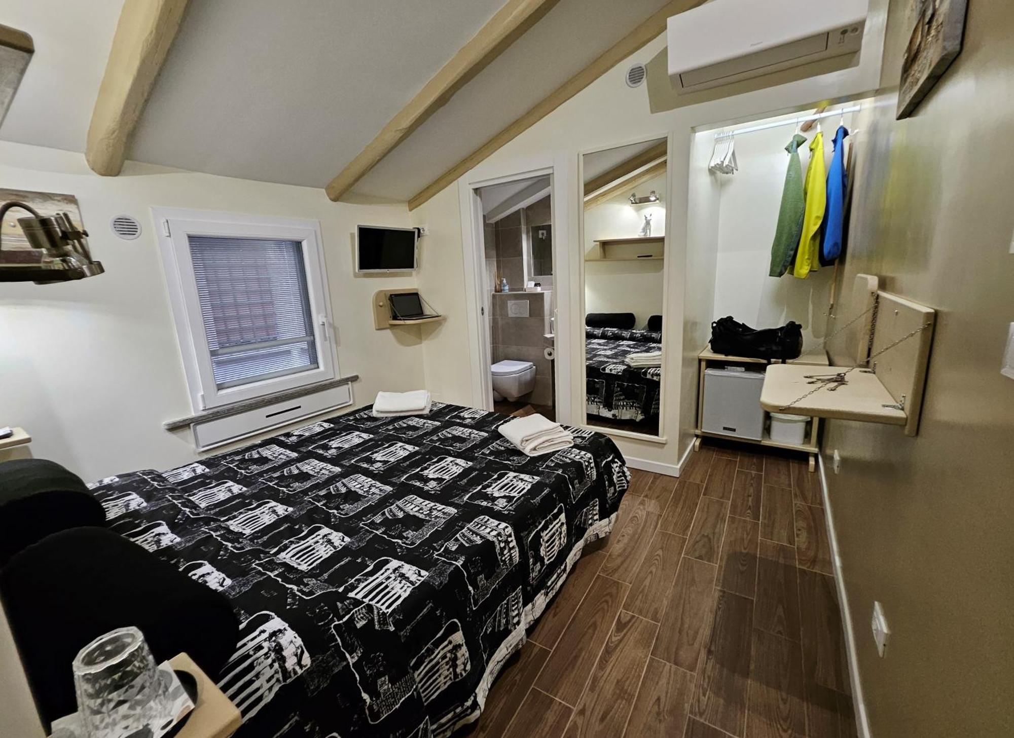 Apartamento The Fox Cove Roma Exterior foto